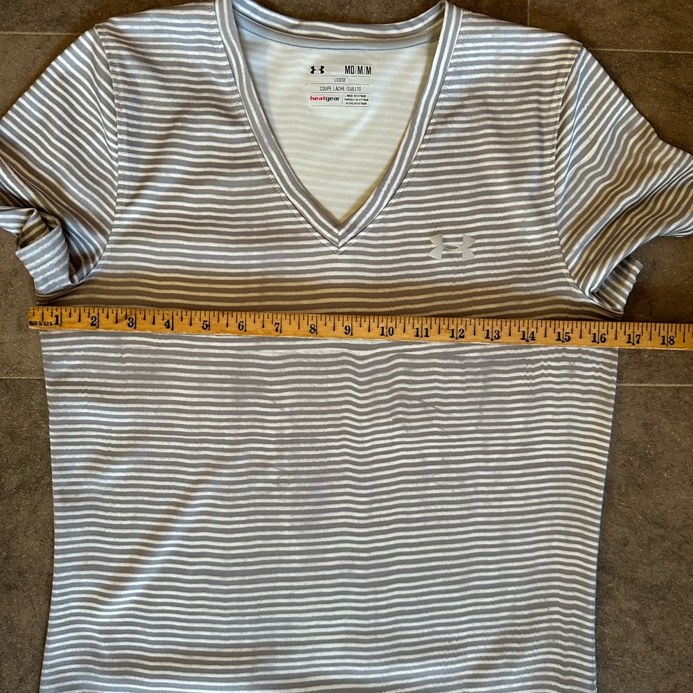 Under Armour top. Khaki & white striped. Medium. - Picture 9 of 11